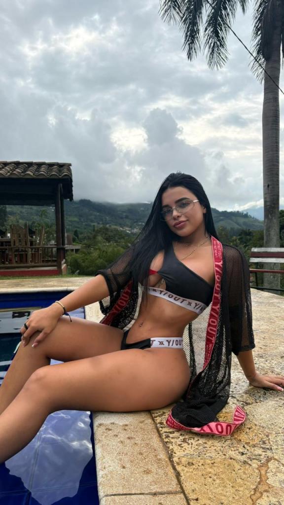 Chica busca chico en Tenerife: 