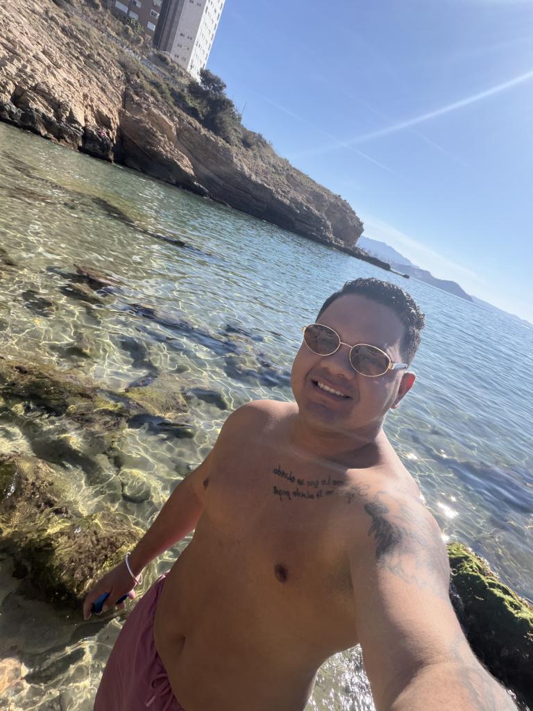 Chico busca chica en Alicante: Chico busca chica