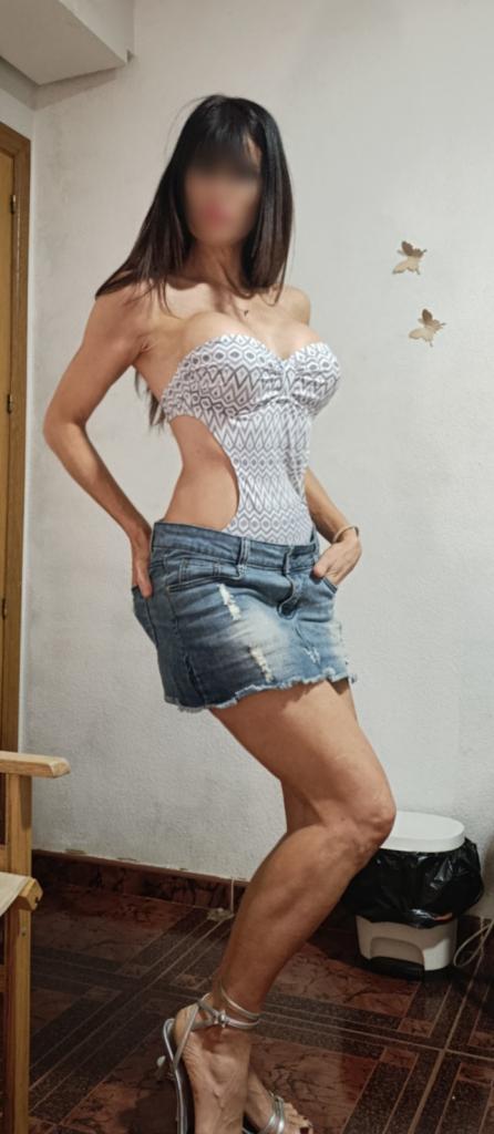 634122483: Chica busca chico en Murcia