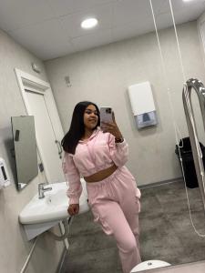 642303501: Chica busca chico en Valencia