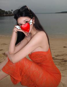 667889749: Chica busca chico en Huelva