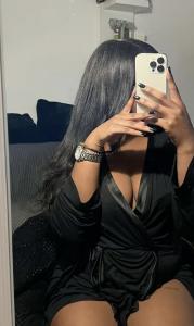 643187062: Chica busca chico en Navarra