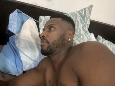 643882257: Chico busca chica en Madrid