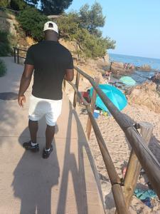 602575927: Chico busca chica en Barcelona