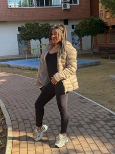 646237641: Chica busca chico en Madrid