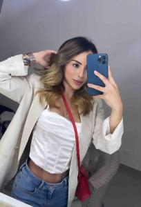 634183260: Chica busca chico en Ibiza