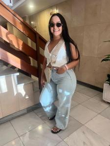 637946082: Chica busca chico en Madrid