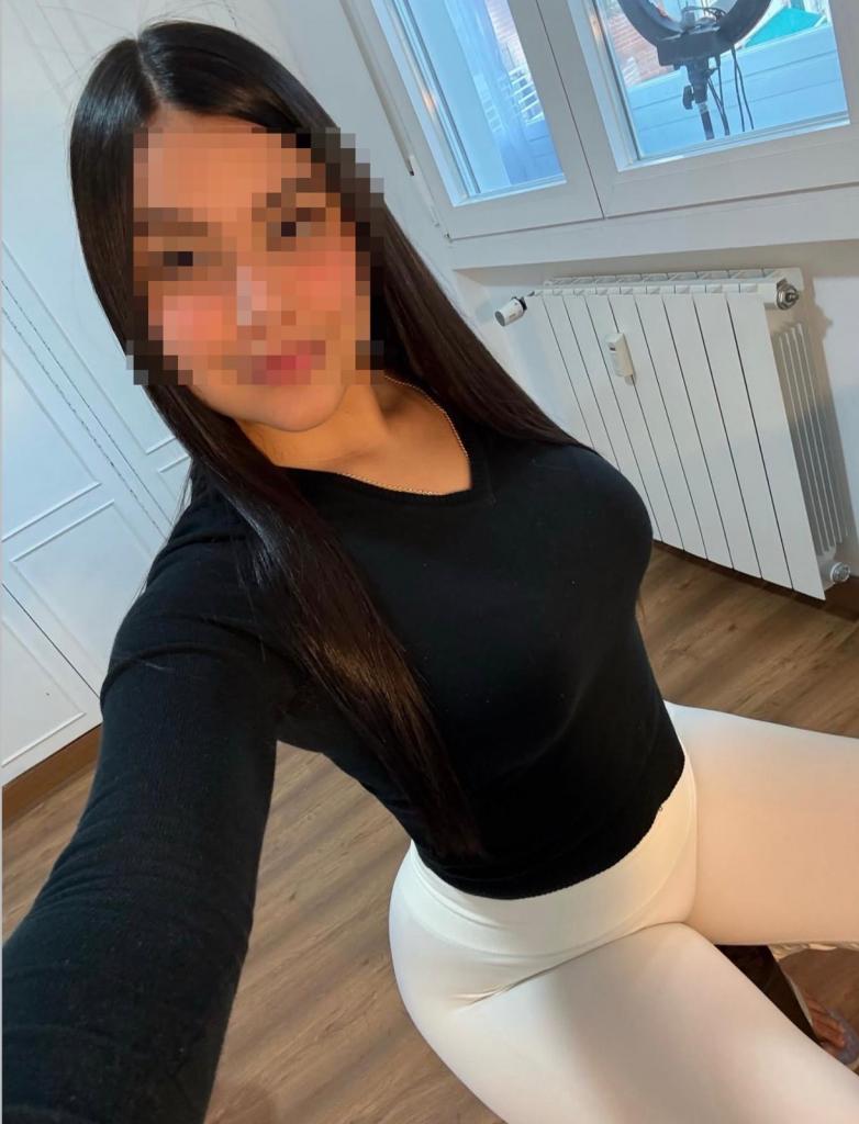631012190: Chica busca chico en Zaragoza