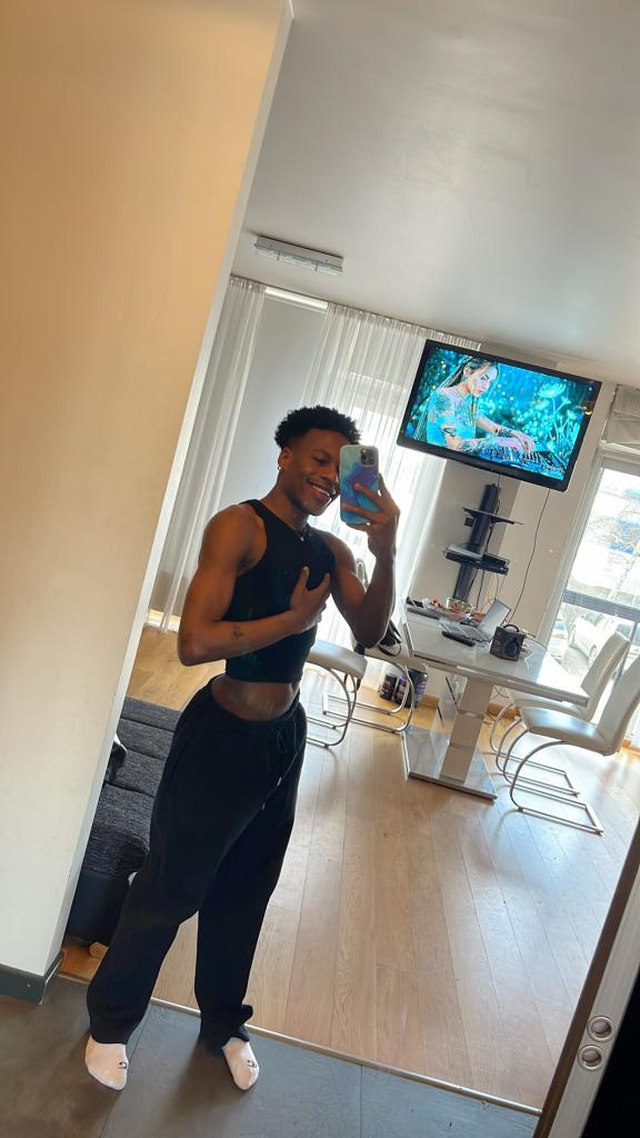 Chico busca chica en Cádiz: 