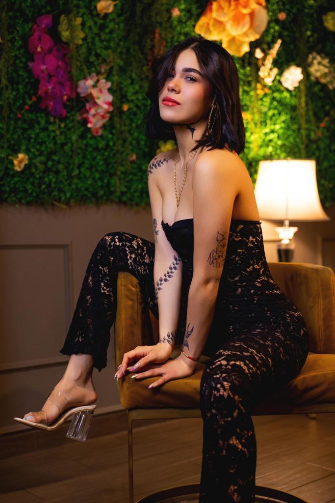 655869586: Chica busca chico en Madrid