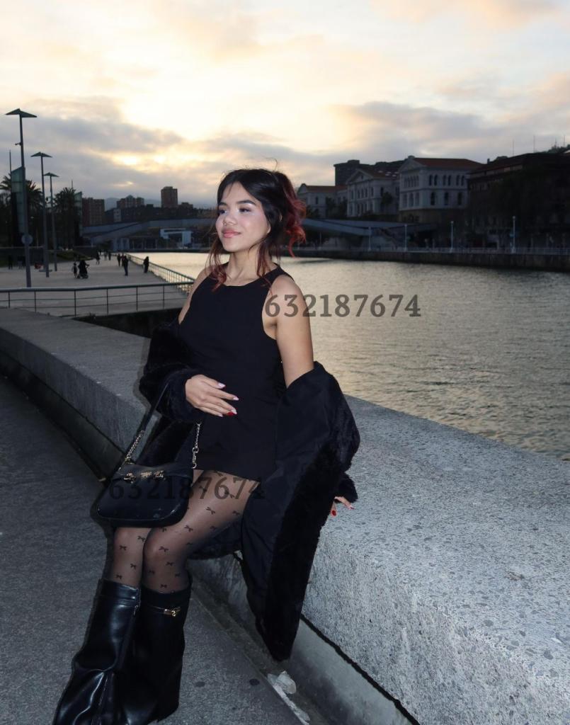 Chica busca chico en Tenerife: 