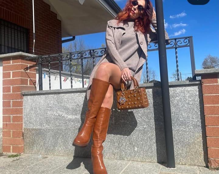 Chica busca chico en Sevilla: 