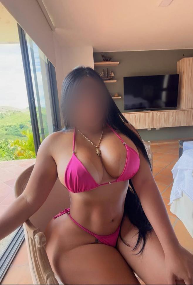 Chica busca chico en Almería: 