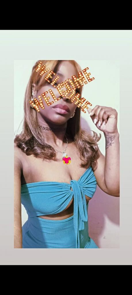 Chica busca chico en Sevilla: 