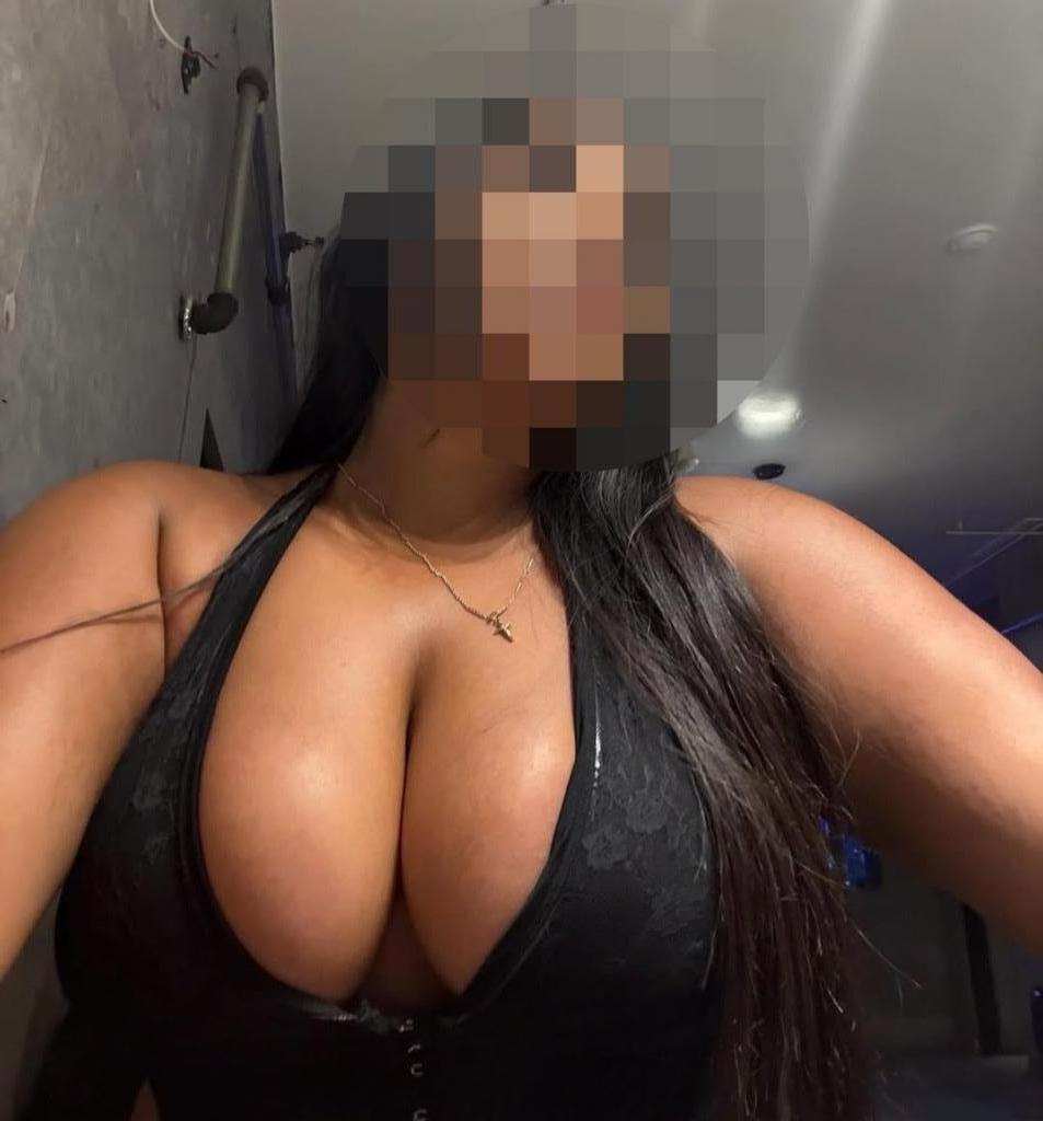 Chica busca chico en Huesca: 