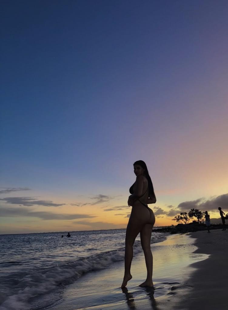 643722562: Chica busca chico en Lérida