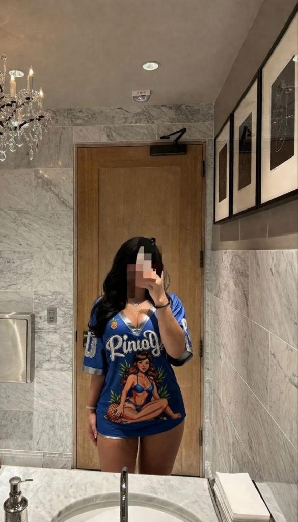 Chica busca chico en Almería: 