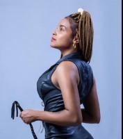 654238319: Chica busca chico en Valencia