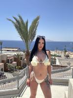 631505373: Chica busca chico en Ibiza