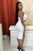 664039809: Chica busca chico en Barcelona