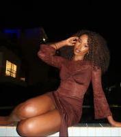 674523851: Chica busca chico en Tarragona