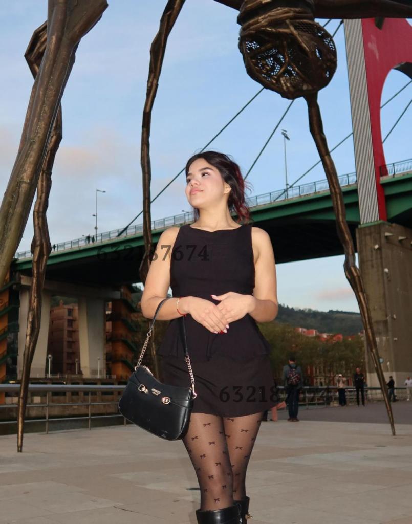 Chica busca chico en Tenerife: 