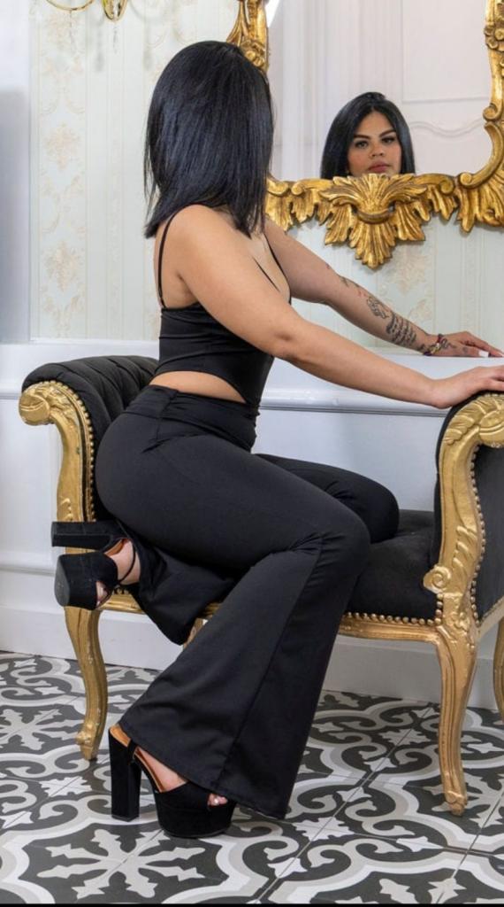 Chica busca chico en Pontevedra: Chica busca chico