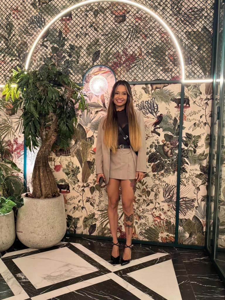 Chica busca chico en La Coruña: 