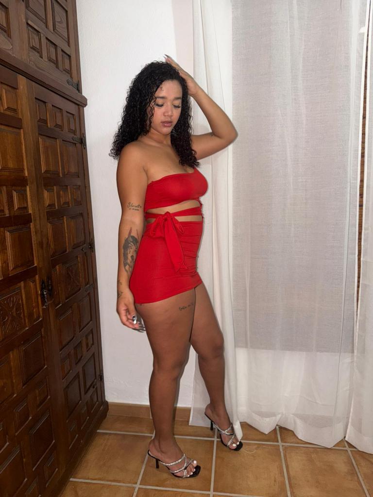 Chica busca chico en Cádiz: Chica busca chico