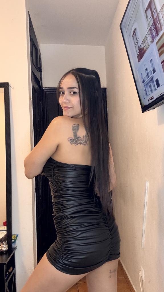 Chica busca chico en Ibiza: 