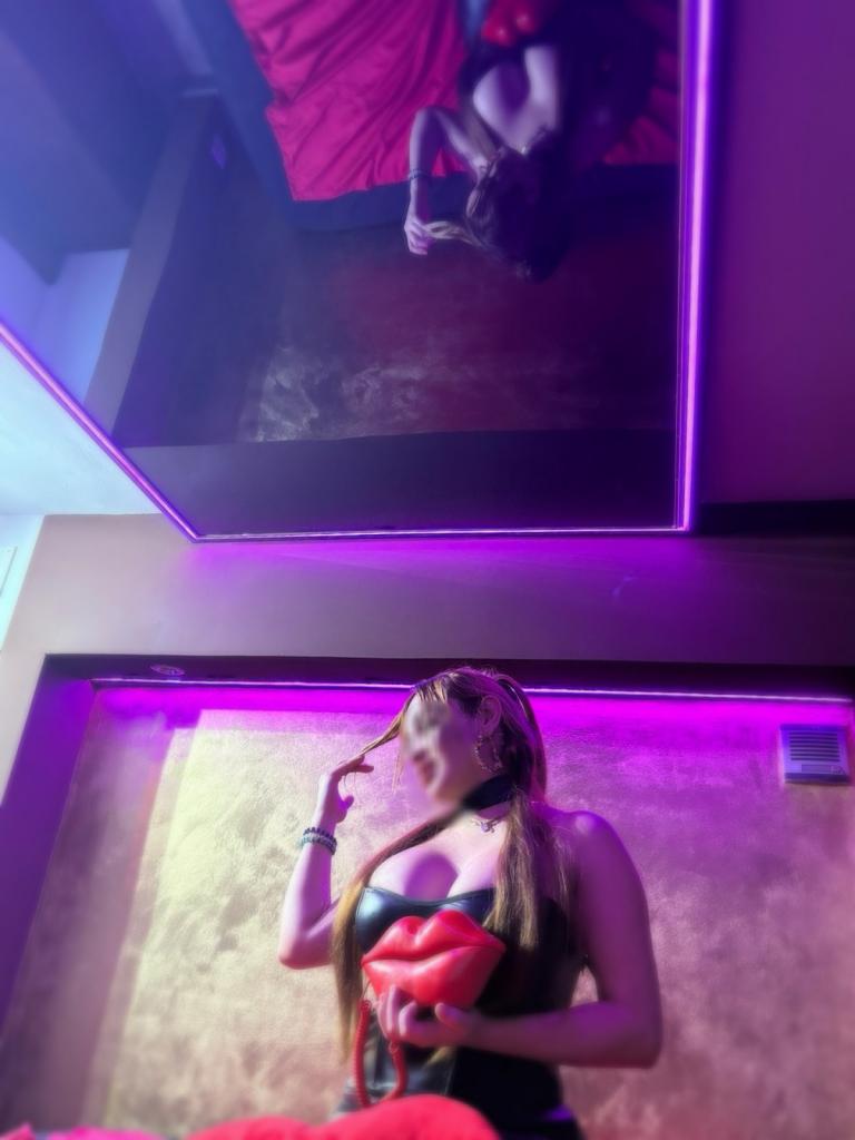 Chica busca chico en Barcelona: 