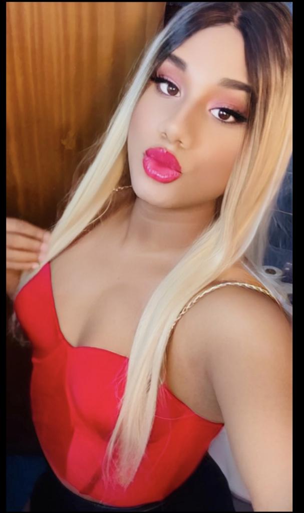 603643710: Transexual en Barcelona