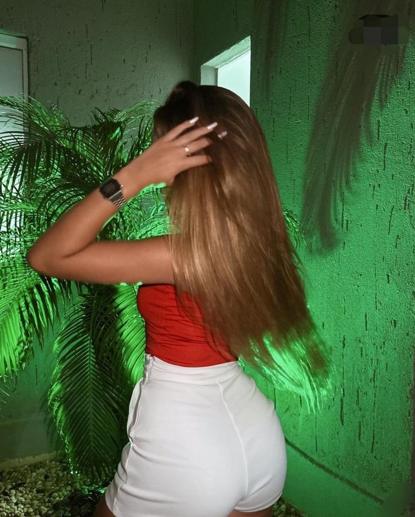 Chica busca chico en Barcelona: 