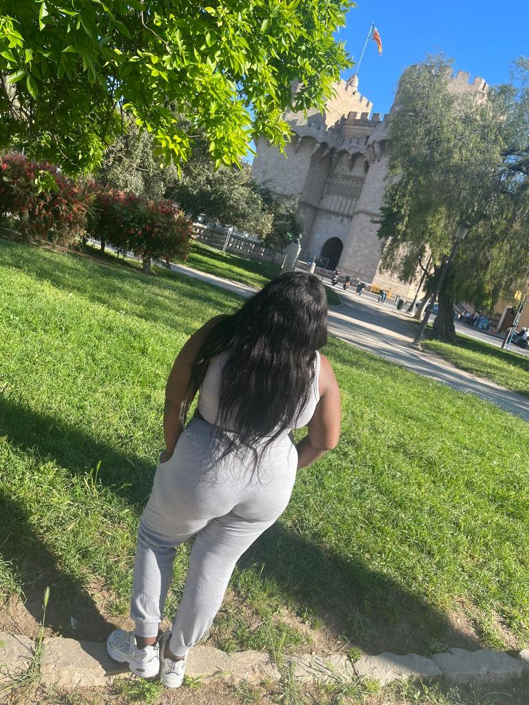 Chica busca chico en Huelva: 