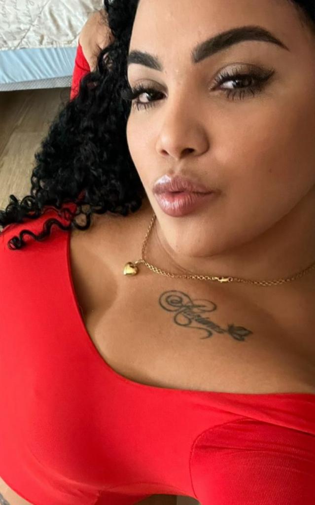 Chica busca chico en Granada: 