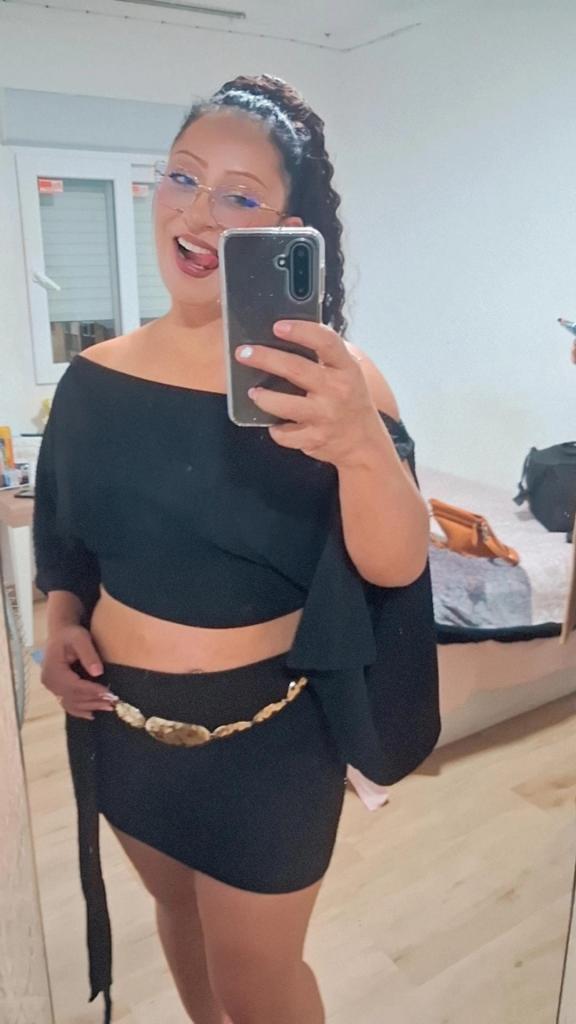 Chica busca chico en Murcia: 