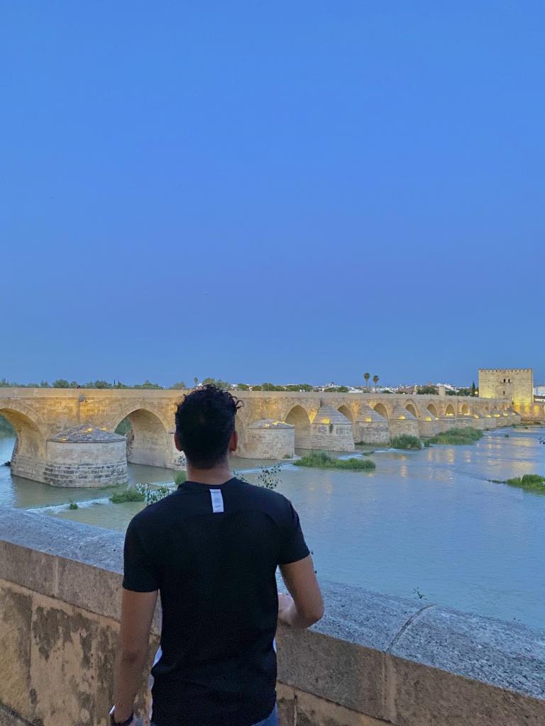 Chico busca chica en Las Palmas: 