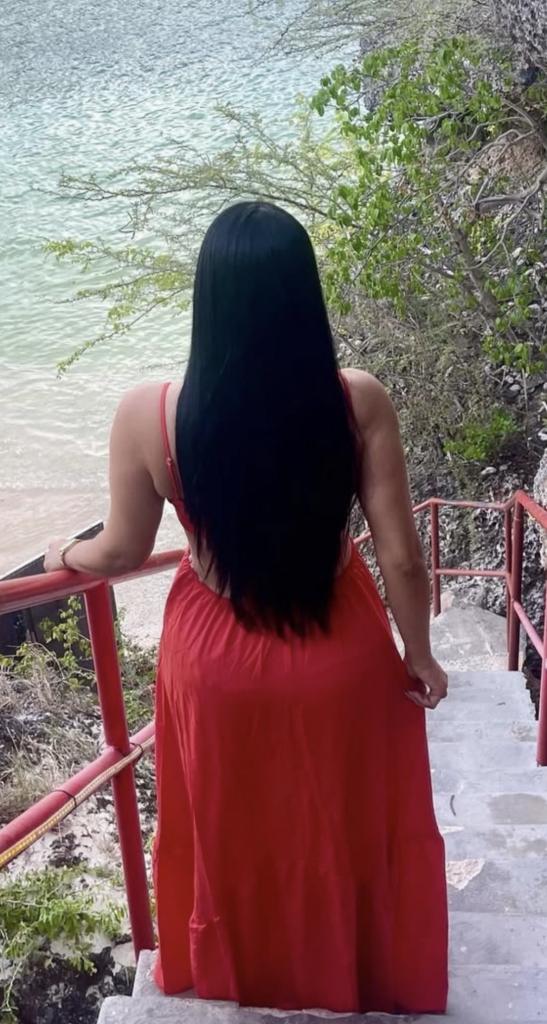 Chica busca chico en Granada: 