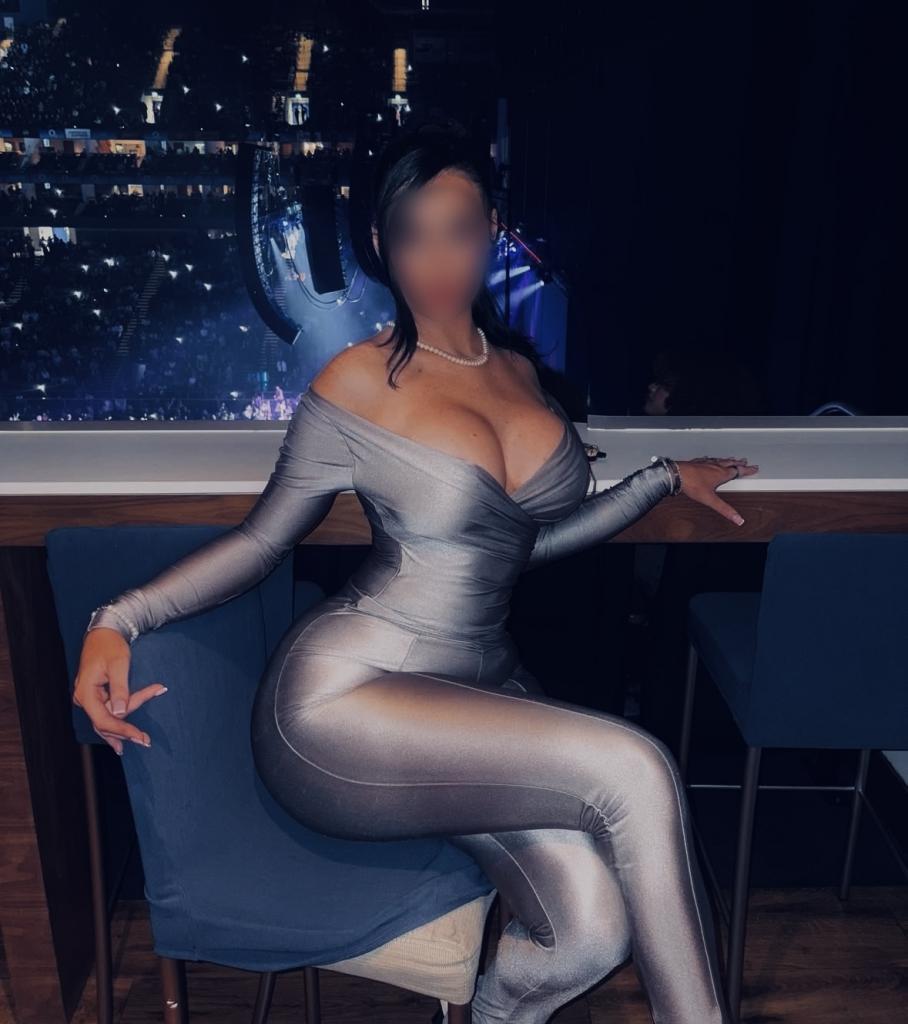 643642770: Chica busca chico en Huesca