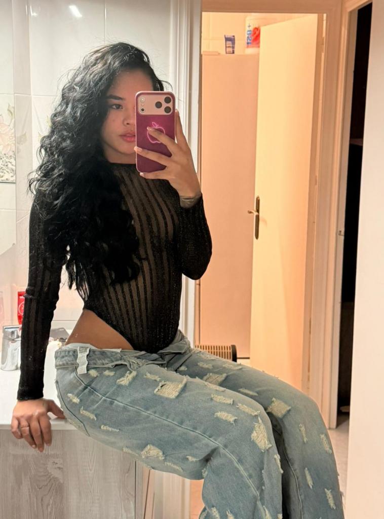 651198176: Chica busca chico en Tarragona