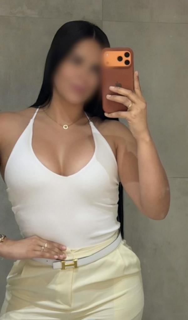 Chica busca chico en Granada: 