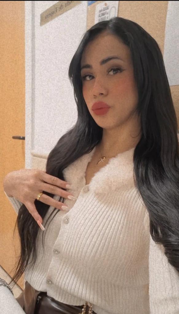 Chica busca chico en Almería: 