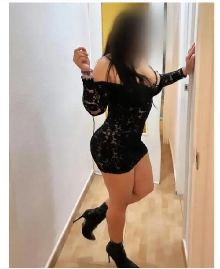 Chica busca chico en Granada: 