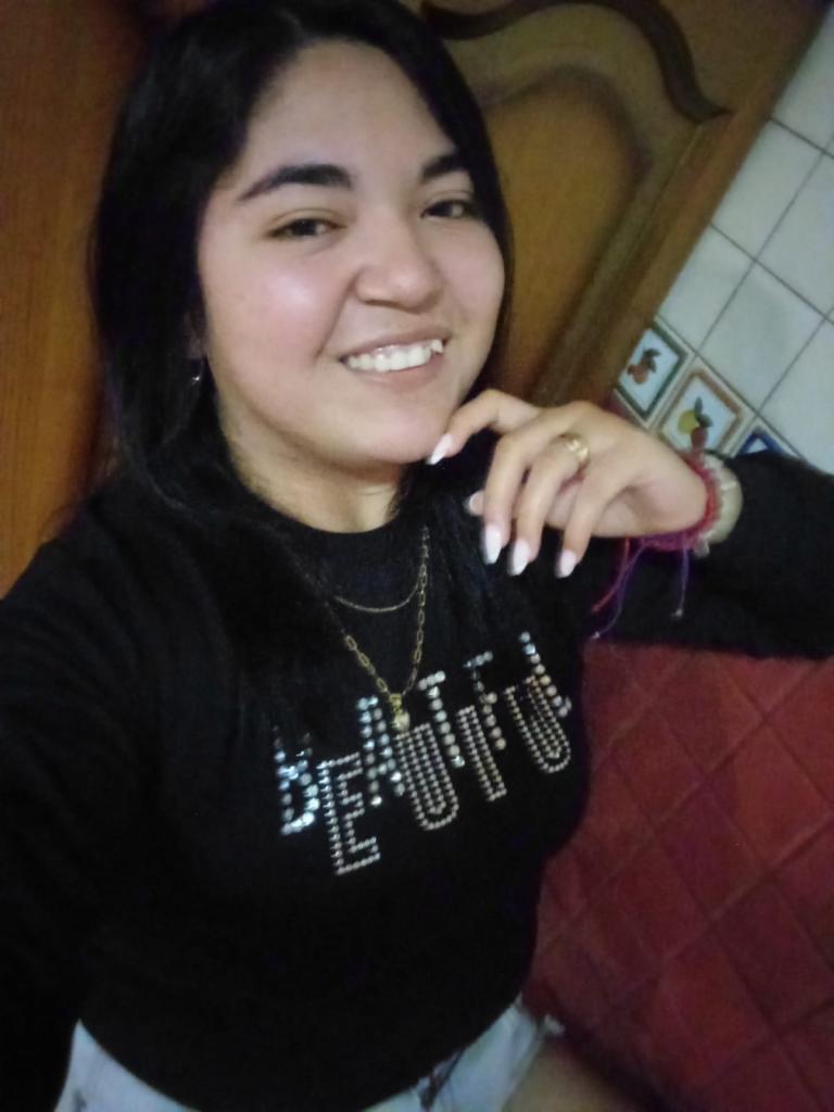 623239777: Chica busca chico en Tenerife