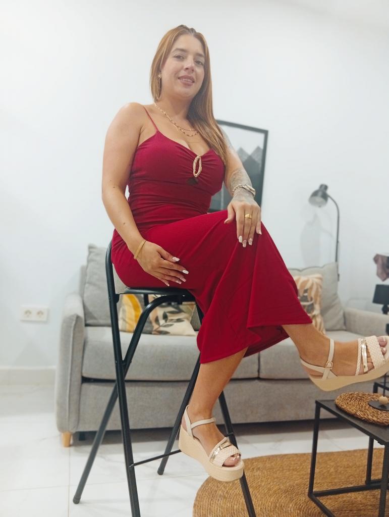 614813387: Chica busca chico en Pontevedra
