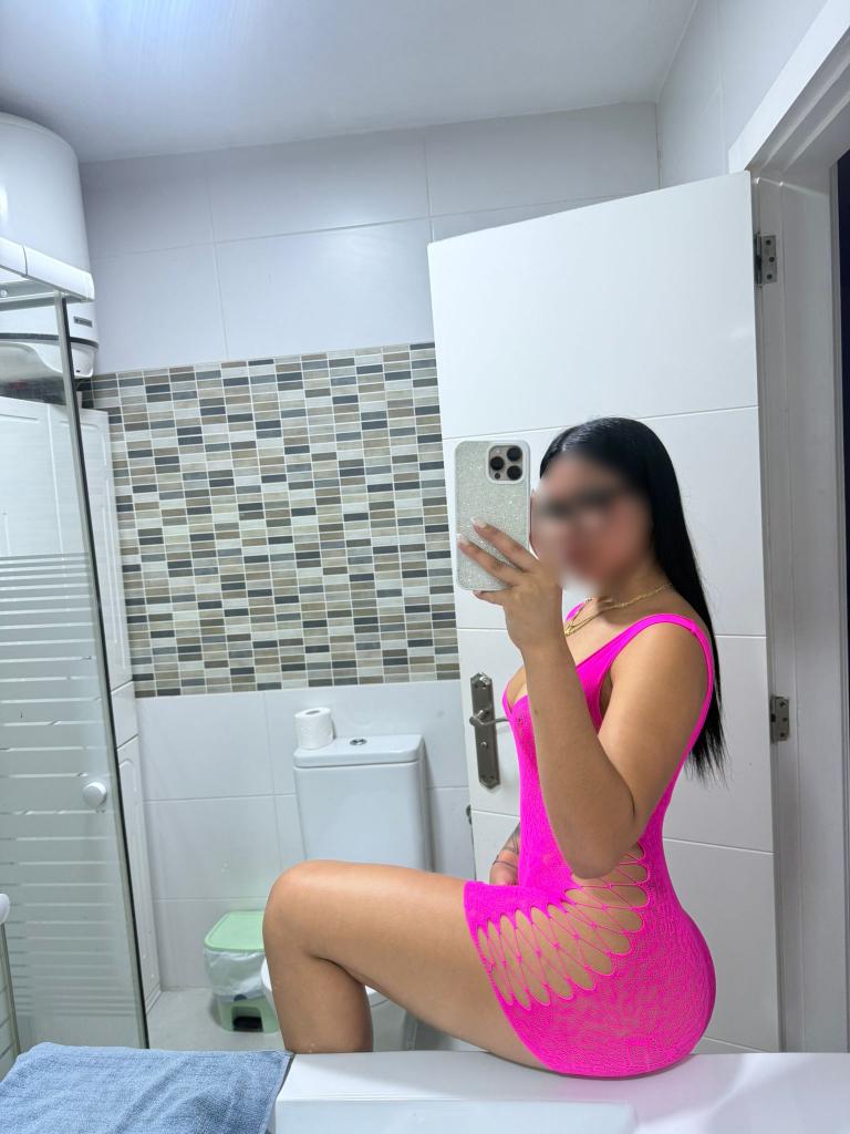 Chica busca chico en Tenerife: 