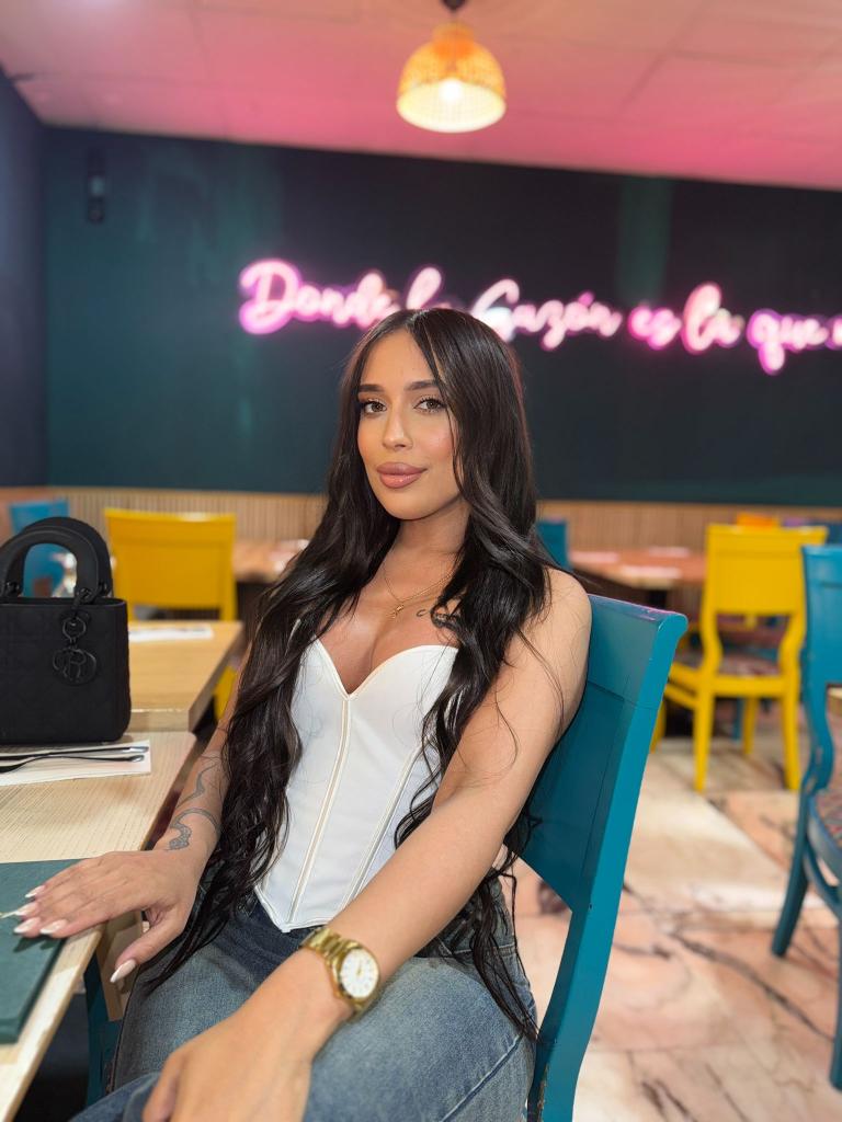 Chica busca chico en Alicante: 