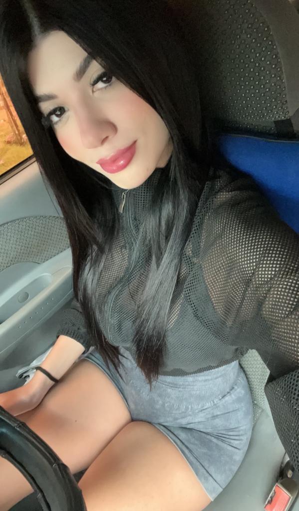 Chica busca chico en Huelva: 