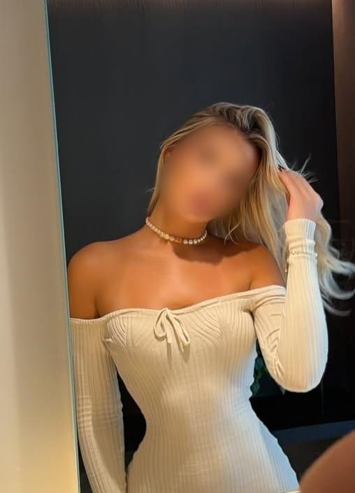 631569540: Chica busca chico en Mallorca