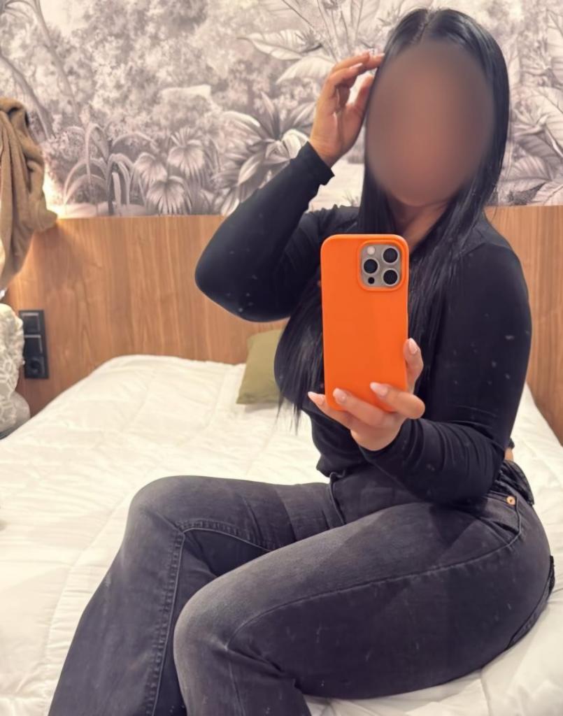 Chica busca chico en Lérida: 